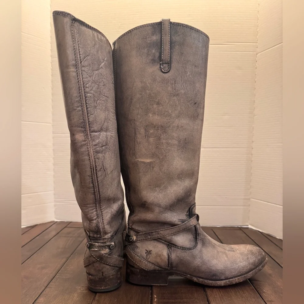 FRYE LINDSAY PLATE 76975 LADIES DISTRESSED LEATHER RIDING BOOTS SIZE 7B FESTIVAL